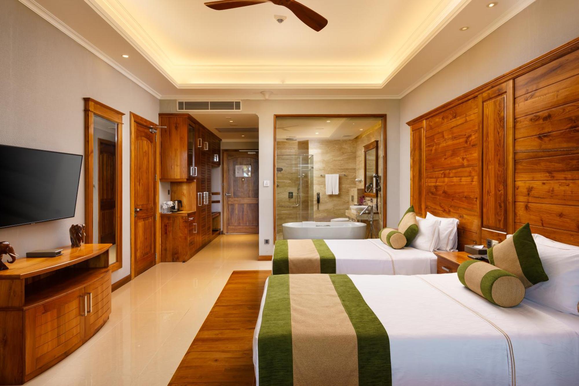 Araliya & Unawatuna- Where Meet The Sea Year 5*